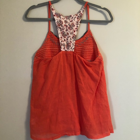 YA Summer Razorback Top - Picture 7 of 8